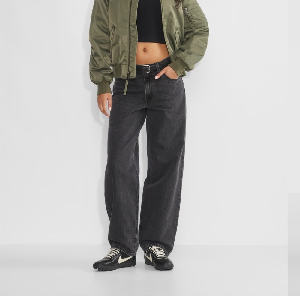 Levi’s baggy dad jeans. Size 30.